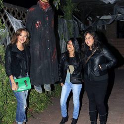 Jessica Bueno, Chabelita Pantoja y Anabel Pantoja en la fiesta de Halloween del Parque de Atracciones