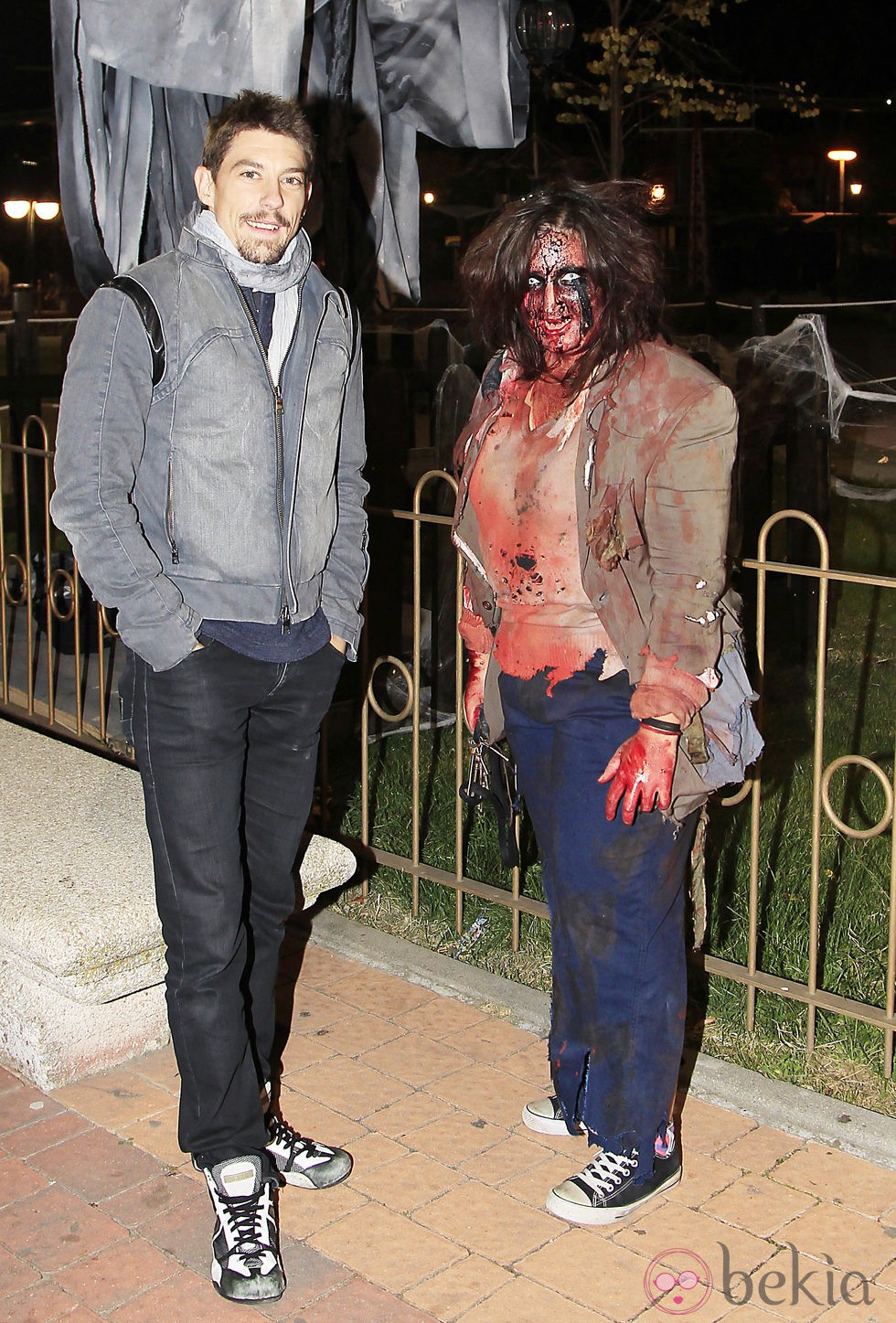 Adrián Lastra en la fiesta de Halloween del Parque de Atracciones de Madrid