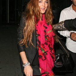 Lindsay Lohan camina borracha por Londres