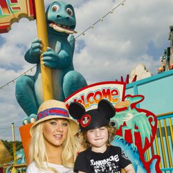 Christina Aguilera y su hijo Max Liron