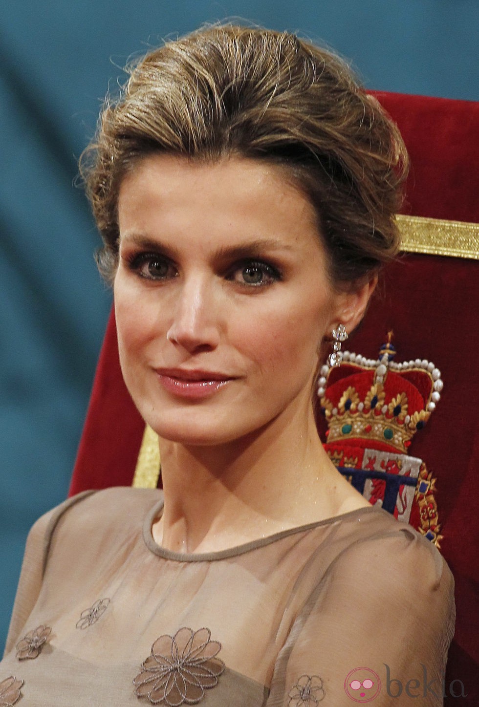 Los pendientes y el maquillaje de la Princesa Letizia en los Premios Príncipe de Asturias 2011