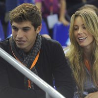Maribel Nadal y su novio en el partido homenaje a Andrés Gimeno