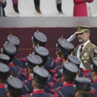 El Rey Felipe pasa revista a las tropas en el Día de la Hispanidad 2016