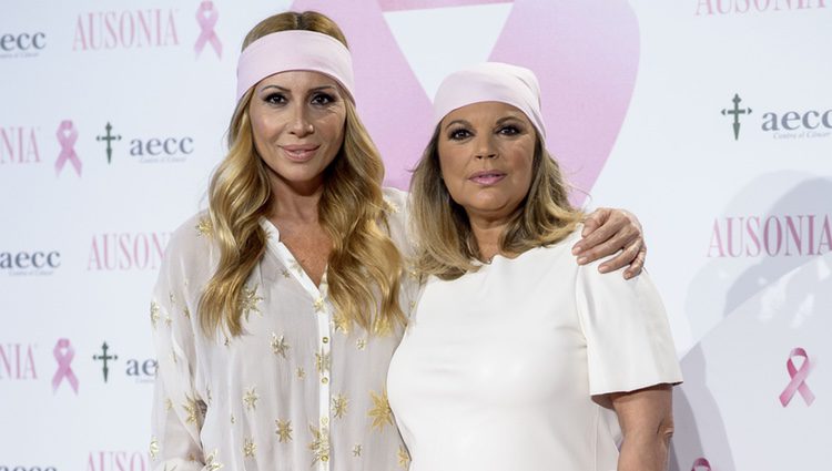 Marta Sánchez y Terelu Campos en la presentación de la campaña contra el cáncer de mama 2016
