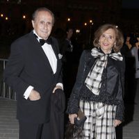 Jaime Peñafiel y su mujer Carmen en la X Edición de los Premios Escaparate en Sevilla