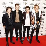 The Vamps en la alfombra roja de los BBC Radio 1's Teen Awards 2016