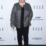 Kathy Bates la entrega de los Premios Women in Hollywood 2016 de la revista Elle