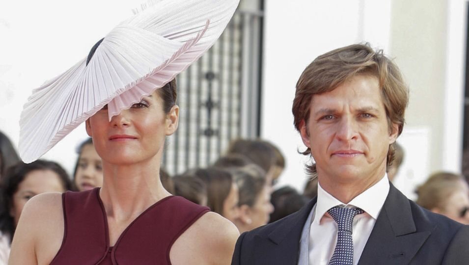 Julián López 'El Juli' con su mujer Rosario Domecq en la boda del rejoneador Diego Ventura