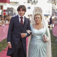 El rejoneador Diego Ventura junto a su madre antes de la boda