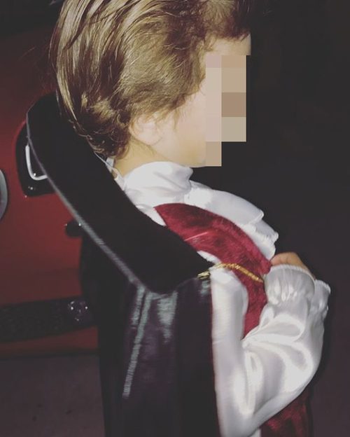 Lucas, el hijo de Alba Carrillo disfrazado en Halloween 2016