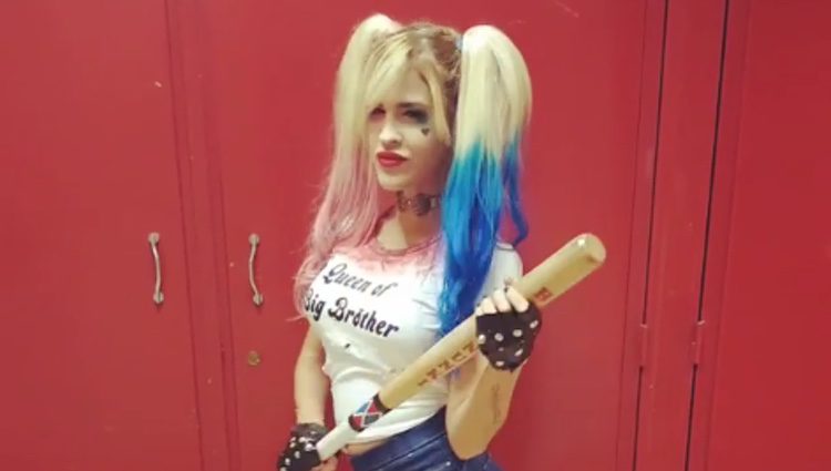 Ylenia Padilla disfrazada de Harley Quinn para Halloween 2016