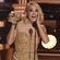 Carrie Underwood con su premio en los CMA Awards 2016