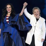 Katy Perry apoyando a Hillary Clinton