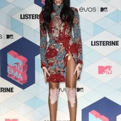 Winnie Harlow en la alfombra roja de los MTV EMA 2016