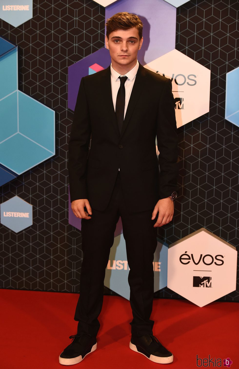 Martin Garrix en la alfombra roja de los MTV EMA 2016