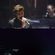 Shawn Mendes al piano durante su actuación en los MTV EMA 2016