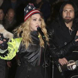 Madonna apoyando el cierre de la campaña de Hillary Clinton