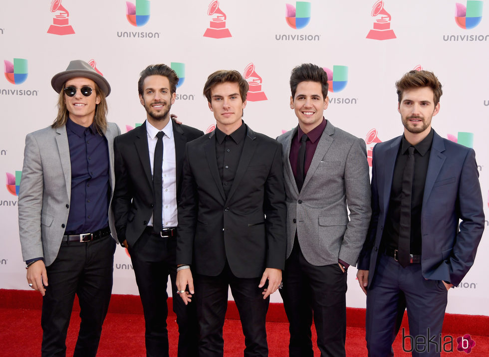 Dvicio en la gala de los Premios Grammy Latino
