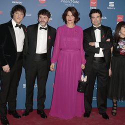 Jordi Cruz, Pepe Rodríguez, Samantha Vallejo-Nágera, Fernando Tejero y Loles León en la Gala Sida 2016