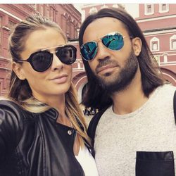 Elisabeth Reyes y Sergio Sánchez pasean por Moscú