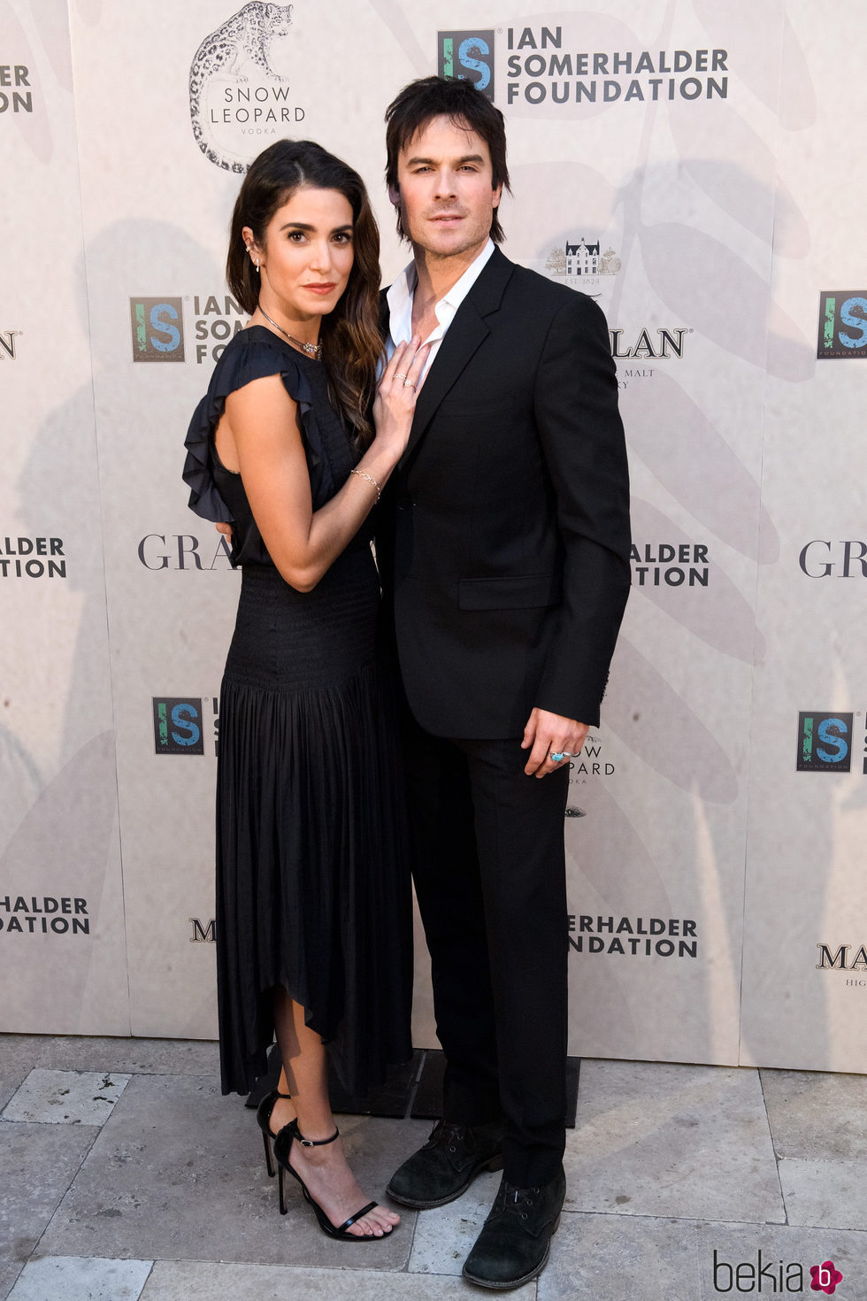 Ian Somerhalder y Nikki Reed en la gala de la fundación del actor