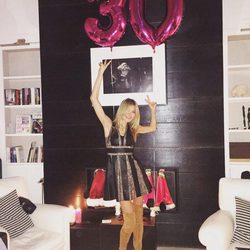 Carla Pereyra celebrando su 30 cumpleaños