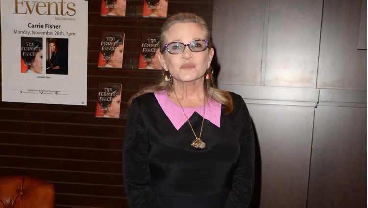 Carrie Fisher en la presentación de su libro 'The Princess Diarist' en LA