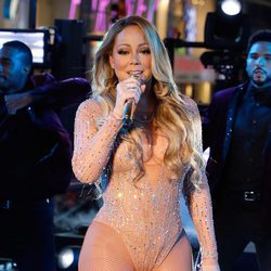Mariah Carey en su actuación en Times Square