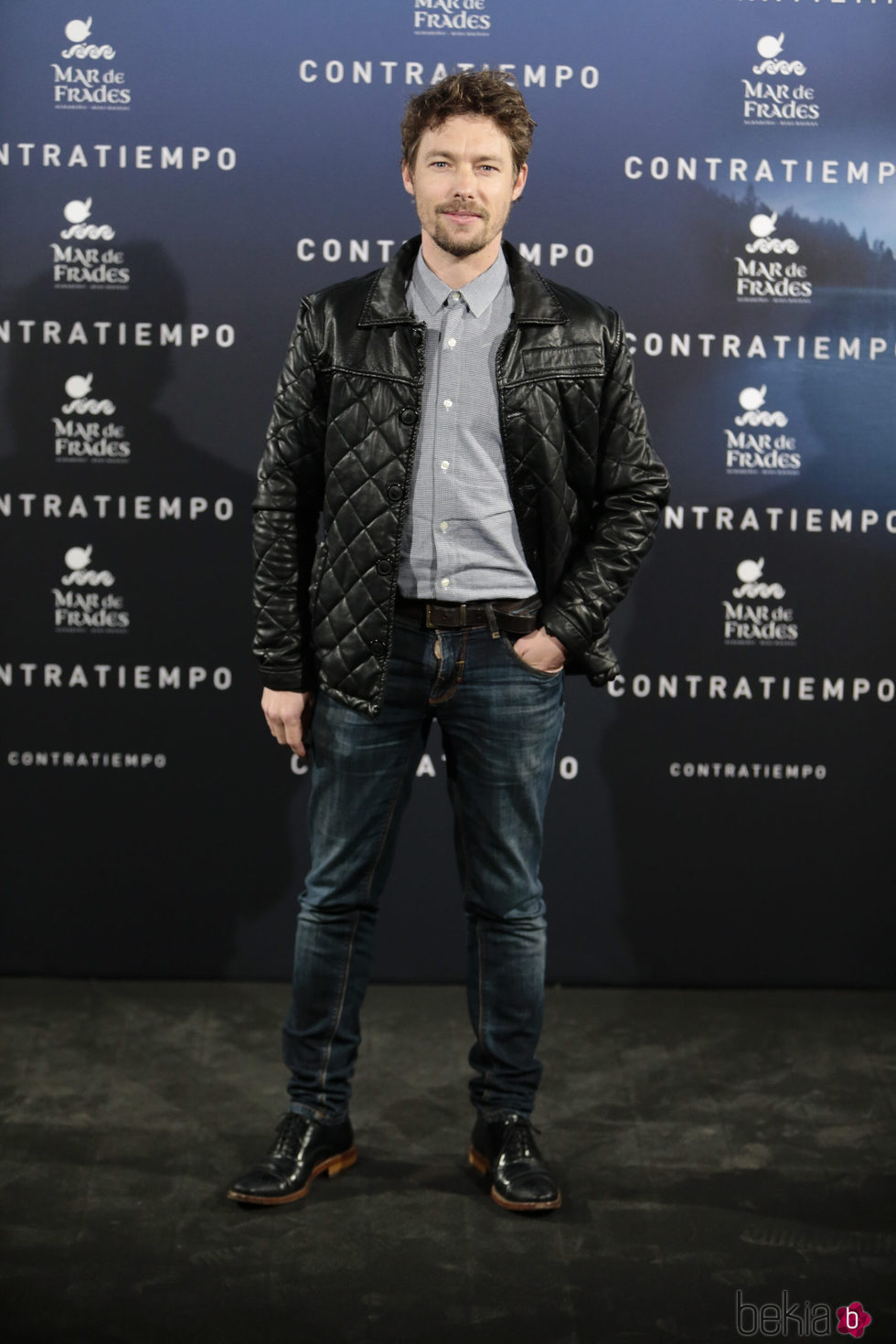 Jan Cornet en el estreno de la película 'Contratiempo' en Madrid