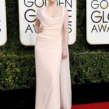 Gwendoline Christie en la alfombra roja de los Globos de Oro 2017