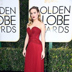 Brie Larson en la alfombra roja de los Globos de Oro 2017