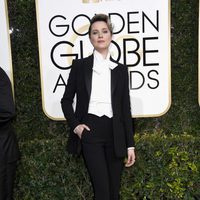 Evan Rachel Wood en la alfombra roja de los Globos de Oro 2017