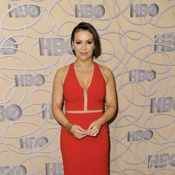Alyssa Milano en la fiesta de HBO tras los Globos de Oro 2017