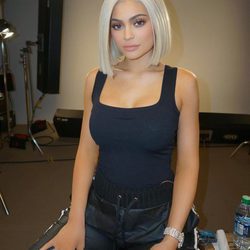 Kylie Jenner presumiendo de nueva peluca
