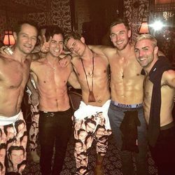 Orlando Bloom junto a Justin Theroux y más amigos en su fiesta de cumpleaños