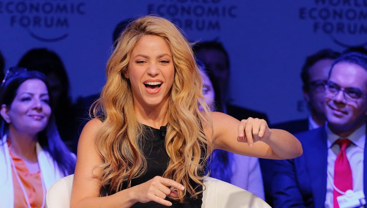 Shakira en el Foro Económico Mundial de Davos 2017