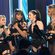 Fifth Harmony recibiendo el premio a Mejor Grupo en los People's Choice Awards 2017