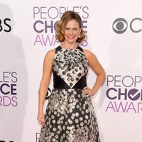 Andrea Barber en la alfombra roja de los People's Choice Awards 2017