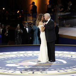 Donald Trump y Melania Trump en el baile inaugural de Washington