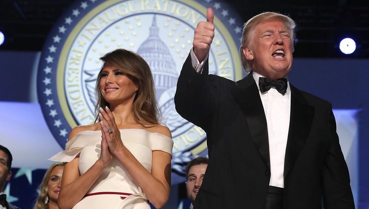 Donald Trump y su mujer en el baile inaugural de su estrenada presidencia de Estados Unidos