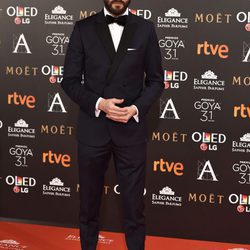 Javier Rey en la alfombra roja de los Premios Goya 2017