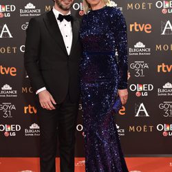 Anne Igartiburu y Pablo Heras-Casado en la alfombra roja de los Premios Goya 2017