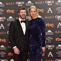 Anne Igartiburu y Pablo Heras-Casado en la alfombra roja de los Premios Goya 2017