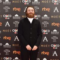 El actor Manuel Burque en la alfombra roja de los Premios Goya 2017