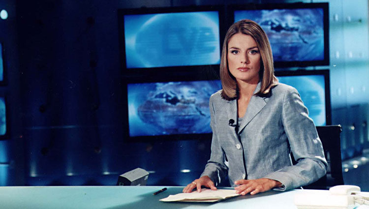 La Reina Letizia cuando era periodista en TVE