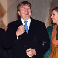 Guillermo Alejandro y Máxima de Holanda ríen divertidos durante su viaje oficial a Alemania