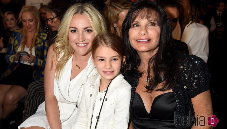 Jamie Lynn Spears con su madre y su hija, Maddie Aldridge, en los Billboard Music Awards 2016