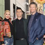 Gwen Stefani, Adam Levine y Blake Shelton en el Paseo de la Fama de Los Angeles