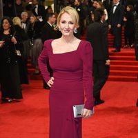 J.K. Rowling en la alfombra roja de los Premios Bafta 2017