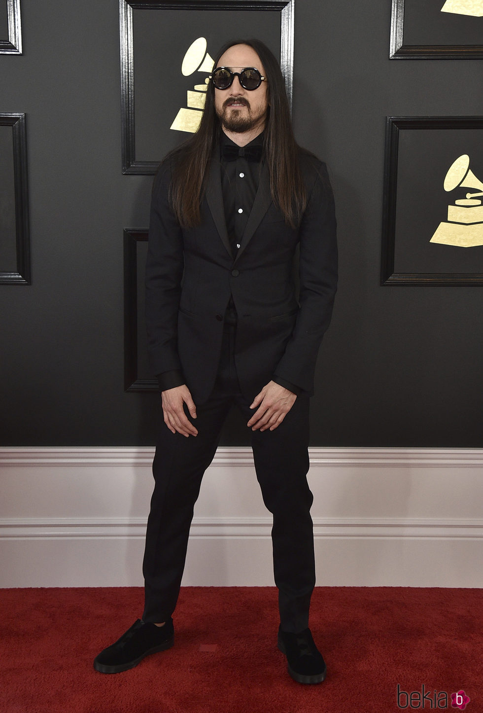 El DJ Steve Aoki en la alfombra roja de los Premios Grammy 2017